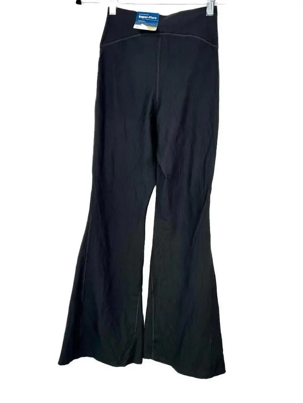 Old Navy Size XS Active PowerSoft High-Rise Super-Flare Ribbed Leggings NWT - Picture 2 of 9